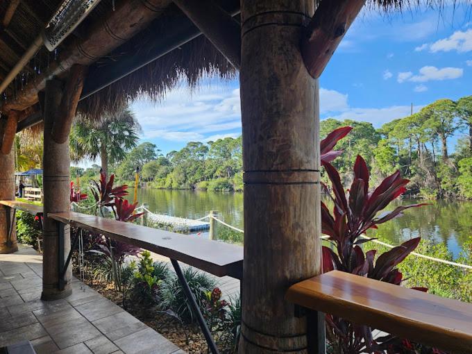 Cape Crossing Resort & Marina Merritt Island Экстерьер фото