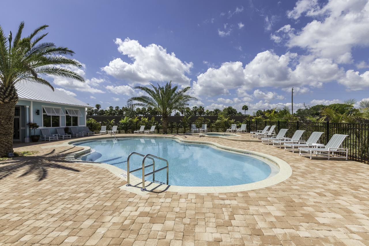 Cape Crossing Resort & Marina Merritt Island Экстерьер фото